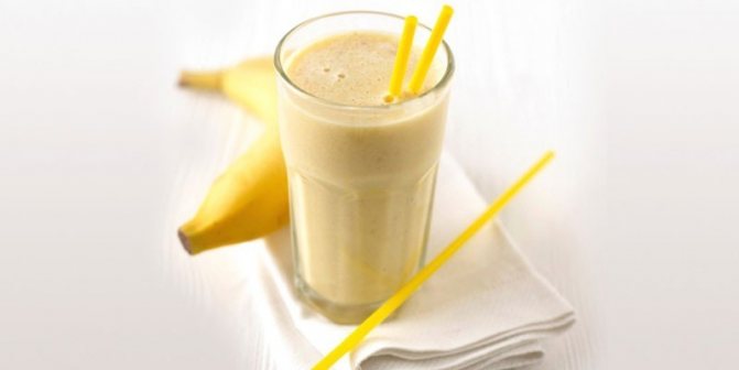 Бананово-молочный коктейль