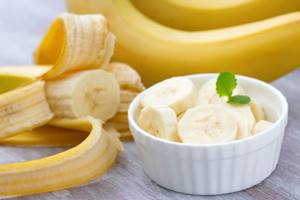 Bananas are great for relieving fatigue and restoring strength after workouts.