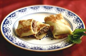 Pancakes with meat calorie content per 100 grams