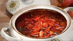 Borscht with chicken. Calories per 100 grams, proteins, fats, carbohydrates. Classic recipe 