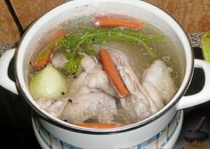 Chicken broth. Calories, proteins, fats, carbohydrates with vermicelli, noodles, eggs from breast, whole chicken, thighs 