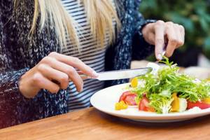 What to eat for dinner to lose weight, advice from a nutritionist