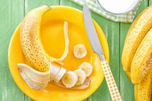Чем вреден банан: могут ли бананы нанести вред здоровью. Сколько бананов можно есть в день