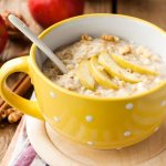To stay in good shape, the body needs only 150 g of oatmeal per day