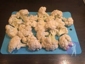 cauliflower divided into inflorescences