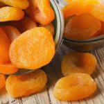 Diet based on dried apricots