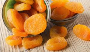 Diet based on dried apricots