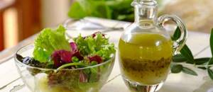 Down with mayonnaise: 5 light and delicious salad sauces to diversify your diet every day