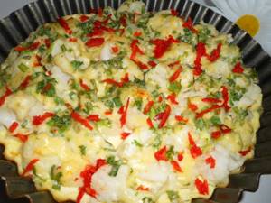 If desired, you can sprinkle the casserole with low-fat cheese 5 minutes before the end of cooking.