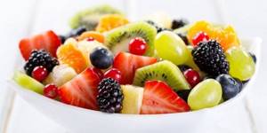 Fruit and berry salad