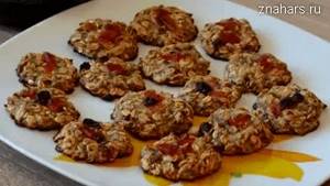 Cooking delicious and healthy cookies with flaxseed