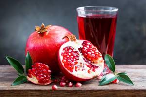 Pomegranate. Calorie content in 1 piece for weight loss, with and without seeds, bju 