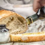 Хлеб и оливковое масло