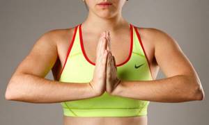 How to remove fat from arms: Effective exercises without dumbbells for women