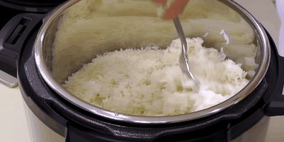 How to cook rice in a slow cooker