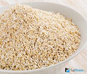 What does oat bran look like?