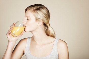 What are the contraindications for a liquid diet?