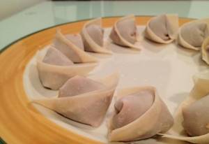calorie content of boiled beef and pork dumplings