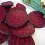 calorie content of beets with garlic and mayonnaise