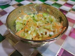 cabbage salad with carrots