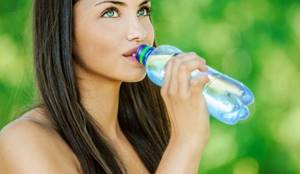 In addition to regular water, drinks help you lose weight