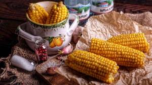 Кукуруза вареная. Калорийность, польза, бжу, рецепты, как употреблять на диете
