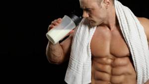 Milk for gaining muscle mass. Meaning and Application 