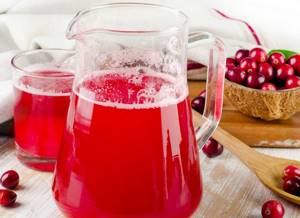 Fresh cranberry juice
