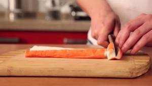Is it possible to eat crab sticks on a diet?