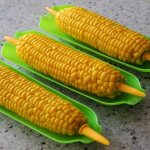 Можно ли при похудении есть вареную кукурузу: калорийность, вред и польза злака