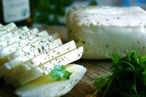 Is it possible to eat cheeses while on a diet?