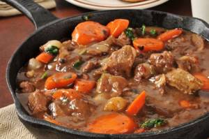 meat in sauce with vegetables