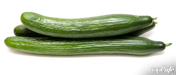 Cucumbers are one of the fruits with high water content. CC0 