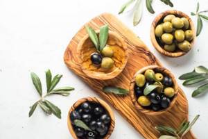 Olives contain unsaturated fatty acids essential for healthy heart and brain function.