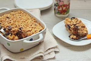Oatmeal casserole with cherries