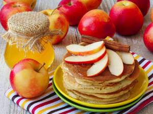 pancakes with fruit