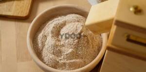 ground coarse oat flour