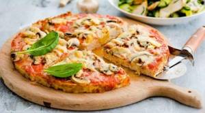 Pizza with minced chicken dietary calorie content. Low-calorie PP pizza recipes 