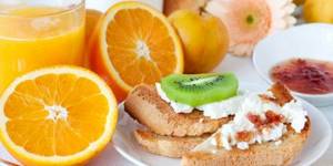 Nutrition of the egg-orange diet