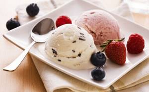 Weight loss and sweets: is it possible to eat ice cream on a diet, how to prepare a low-calorie treat yourself
