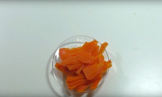 порезанная морковь