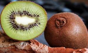 Use of kiwi in diet
