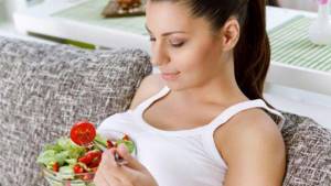 sudden weight gain in women: reasons for treatment