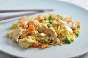 Rice with vegetables and chicken breast