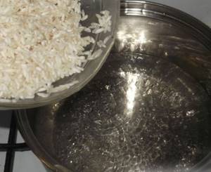 Rice in water