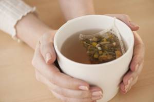 Ромашковый чай для женщин: польза и вред для организма, отзывы