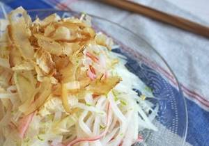 Салат с крабовыми палочками: диетические рецепты
