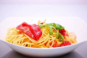 Secrets of pasta cuisine. spaghetti 