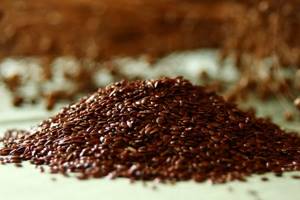 brown flax seeds