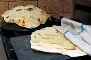 Shawarma according to Dukan attack. Lavash according to the Dukan diet in a frying pan 